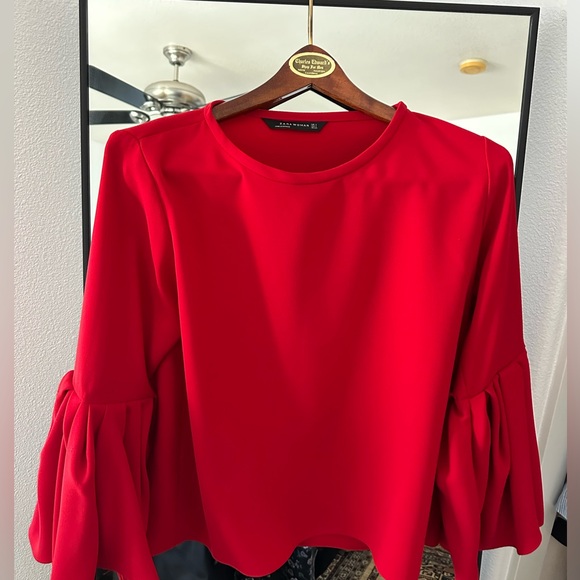 Lightly Worn Zara Peplum Sleeve top - Picture 1 of 3